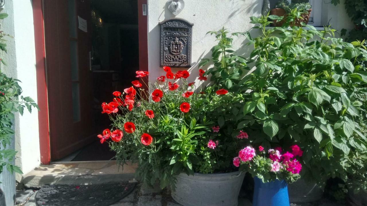 Zweite Heimat Privatpension ลันด์สแบร์กอัมเลคช์ ภายนอก รูปภาพ